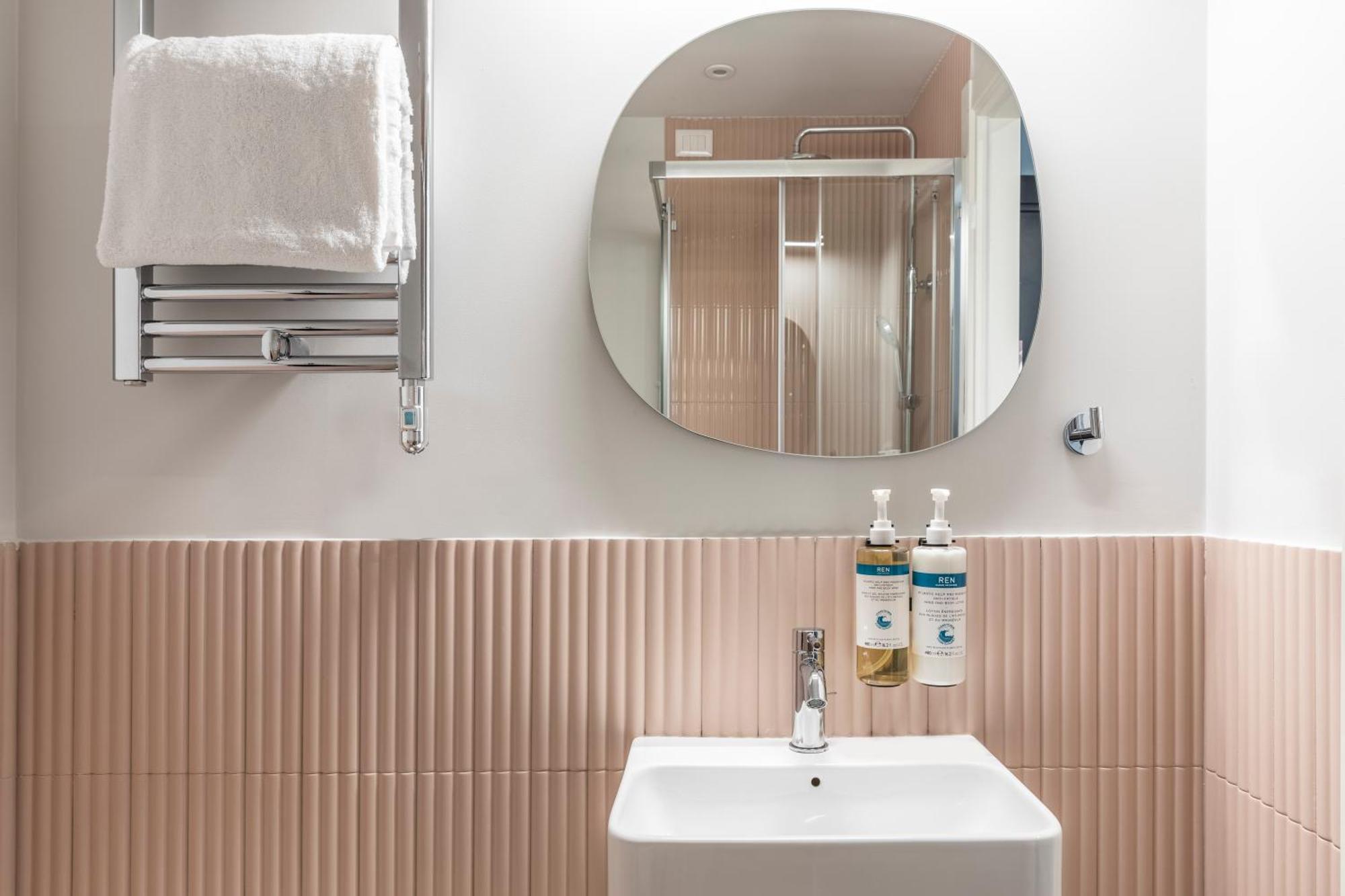 Numa Rome Linea Hotel Ngoại thất bức ảnh