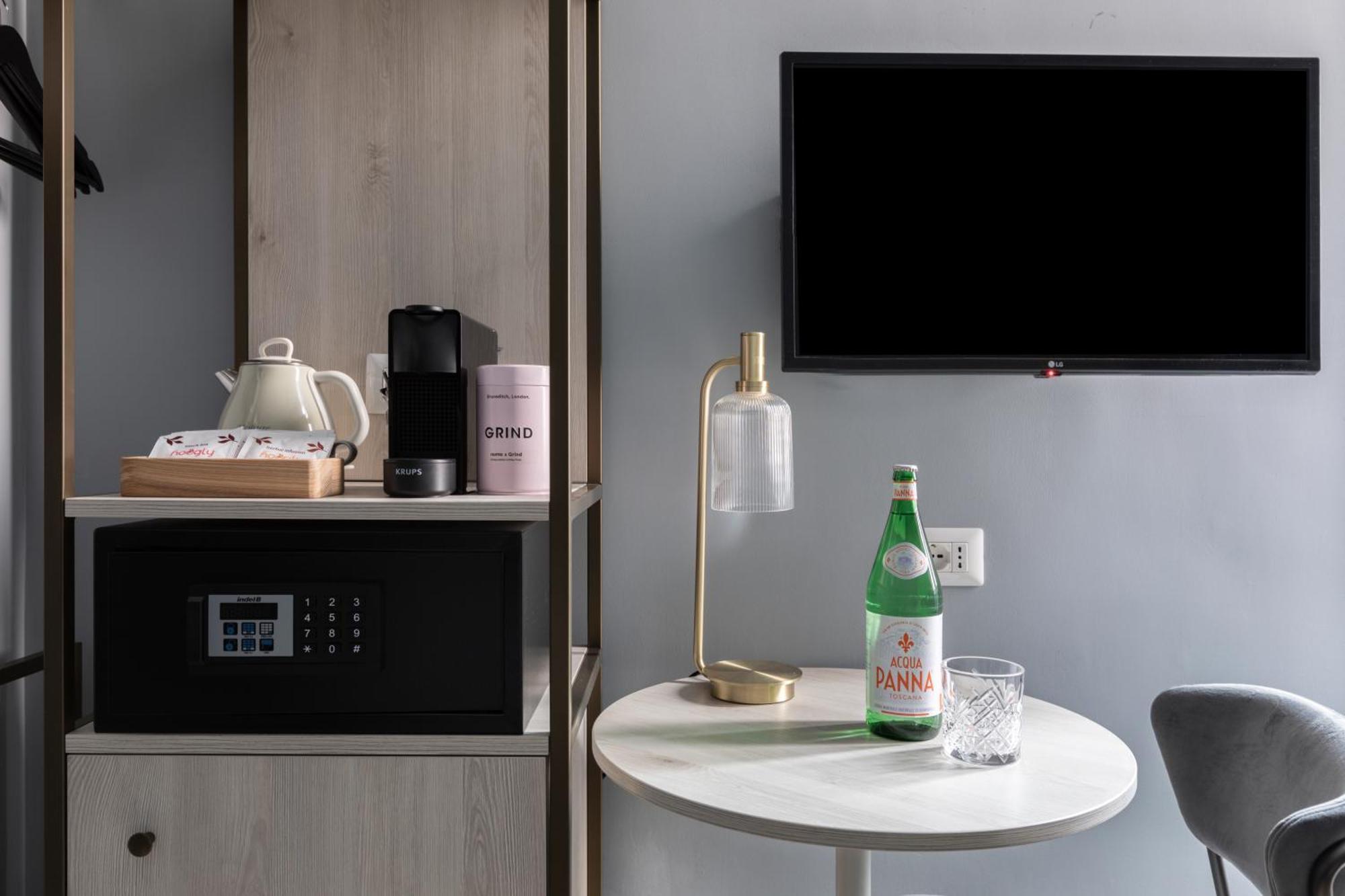 Numa Rome Linea Hotel Ngoại thất bức ảnh